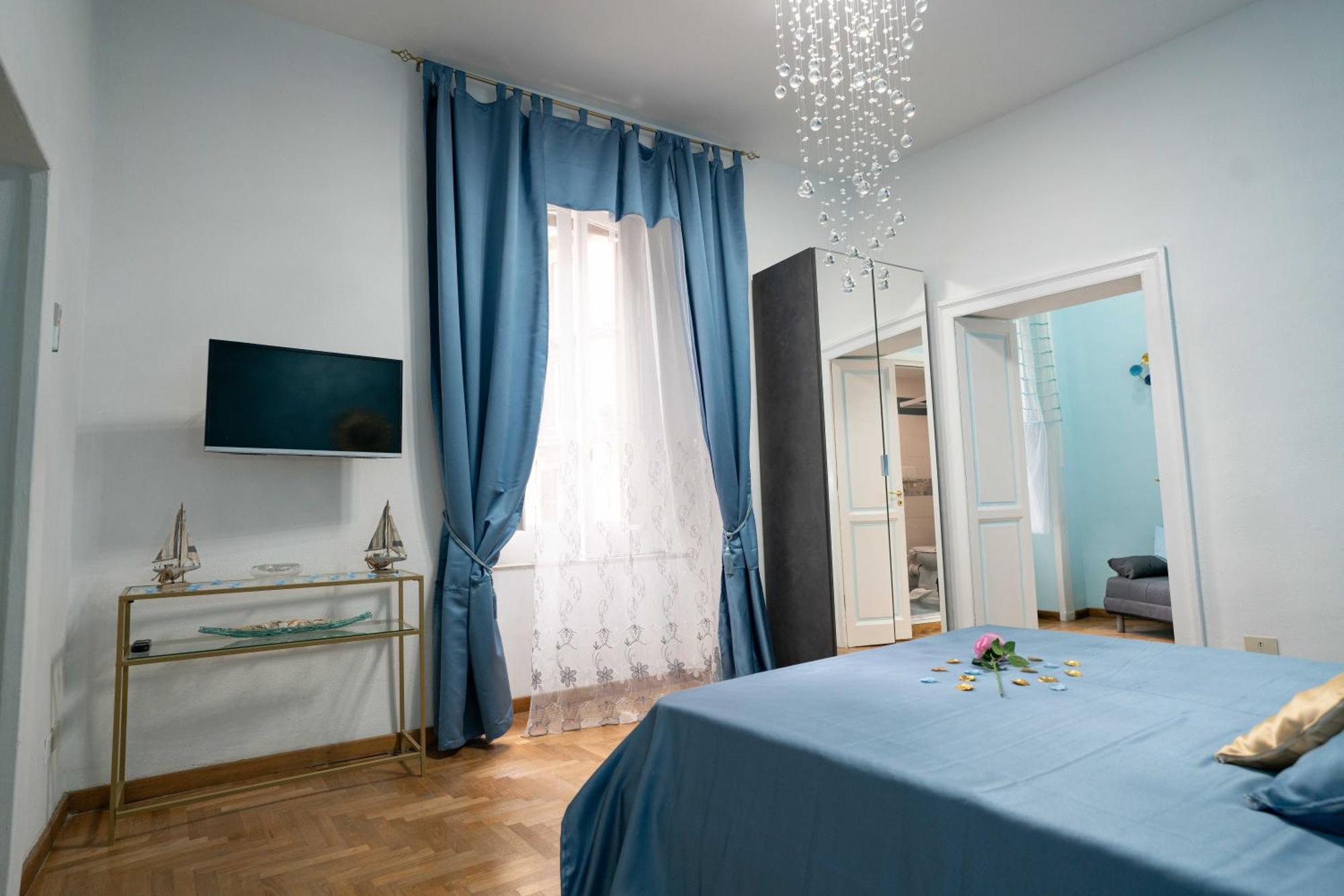 Apartment New In! Rose A Santa Lucia Naples